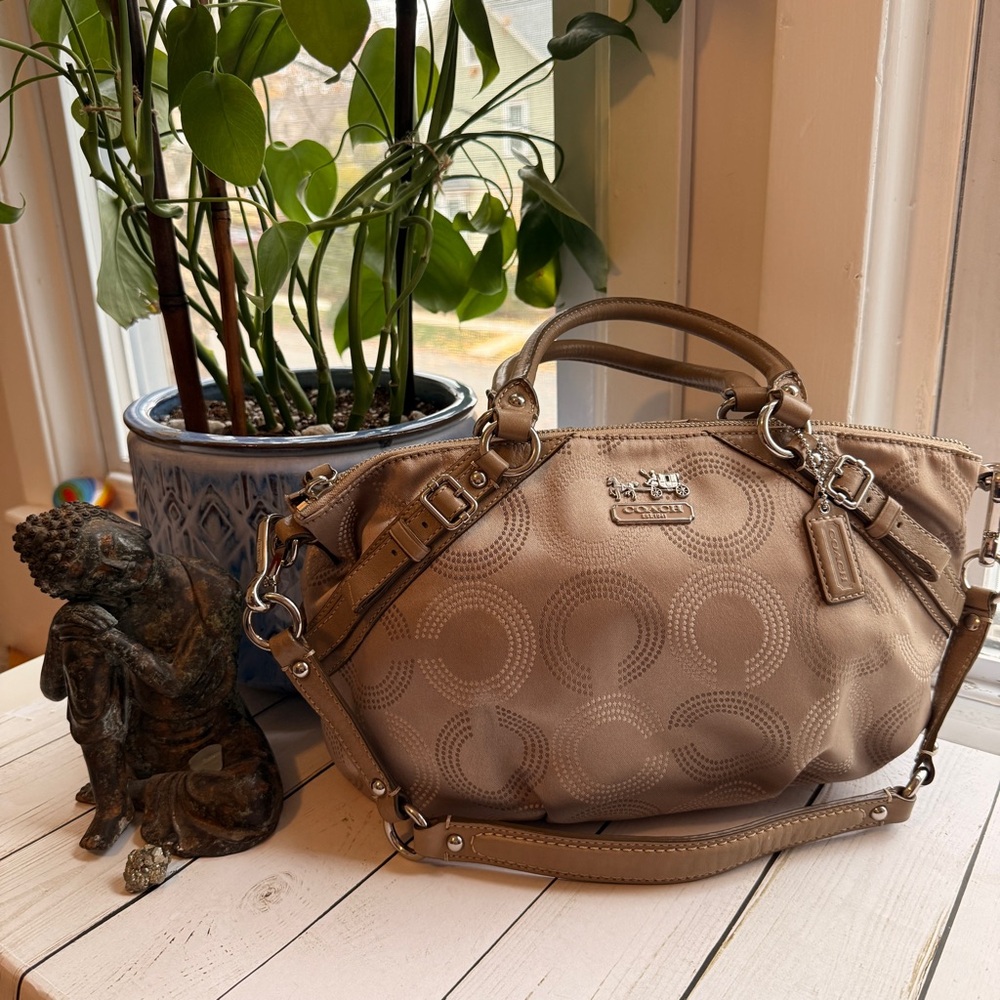 COACH | Madison Dotted Op Art Sophia Satchel (2010) #15935